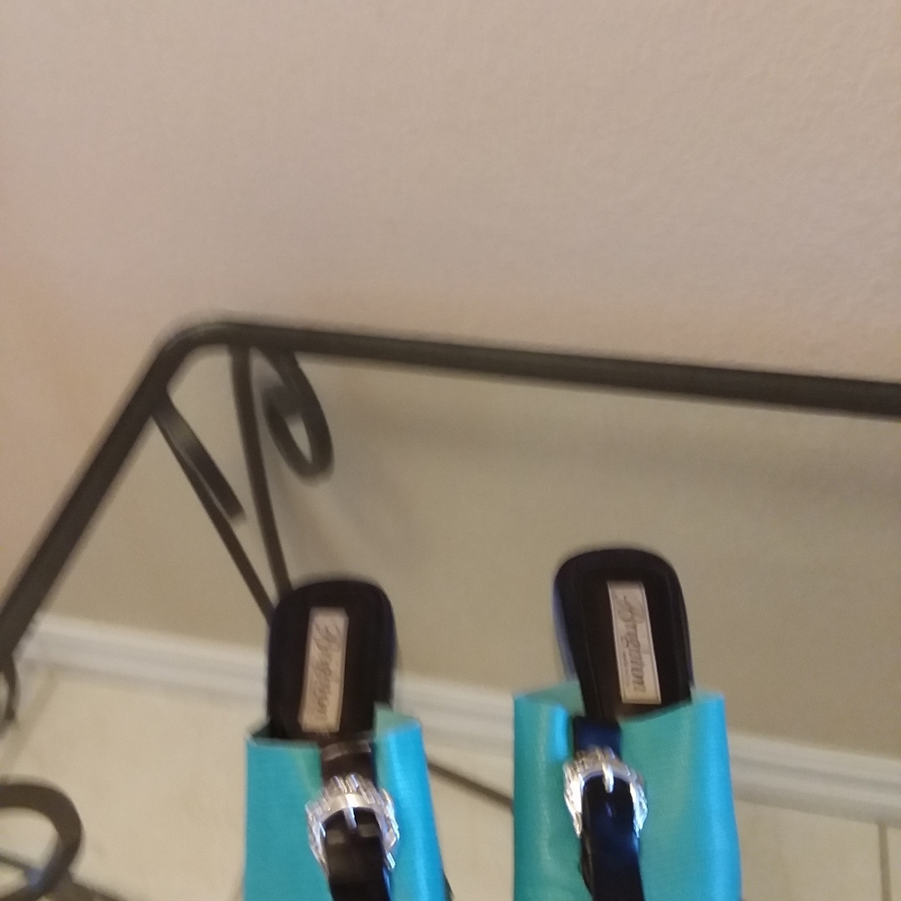 Shoes - Picture 2 of 2